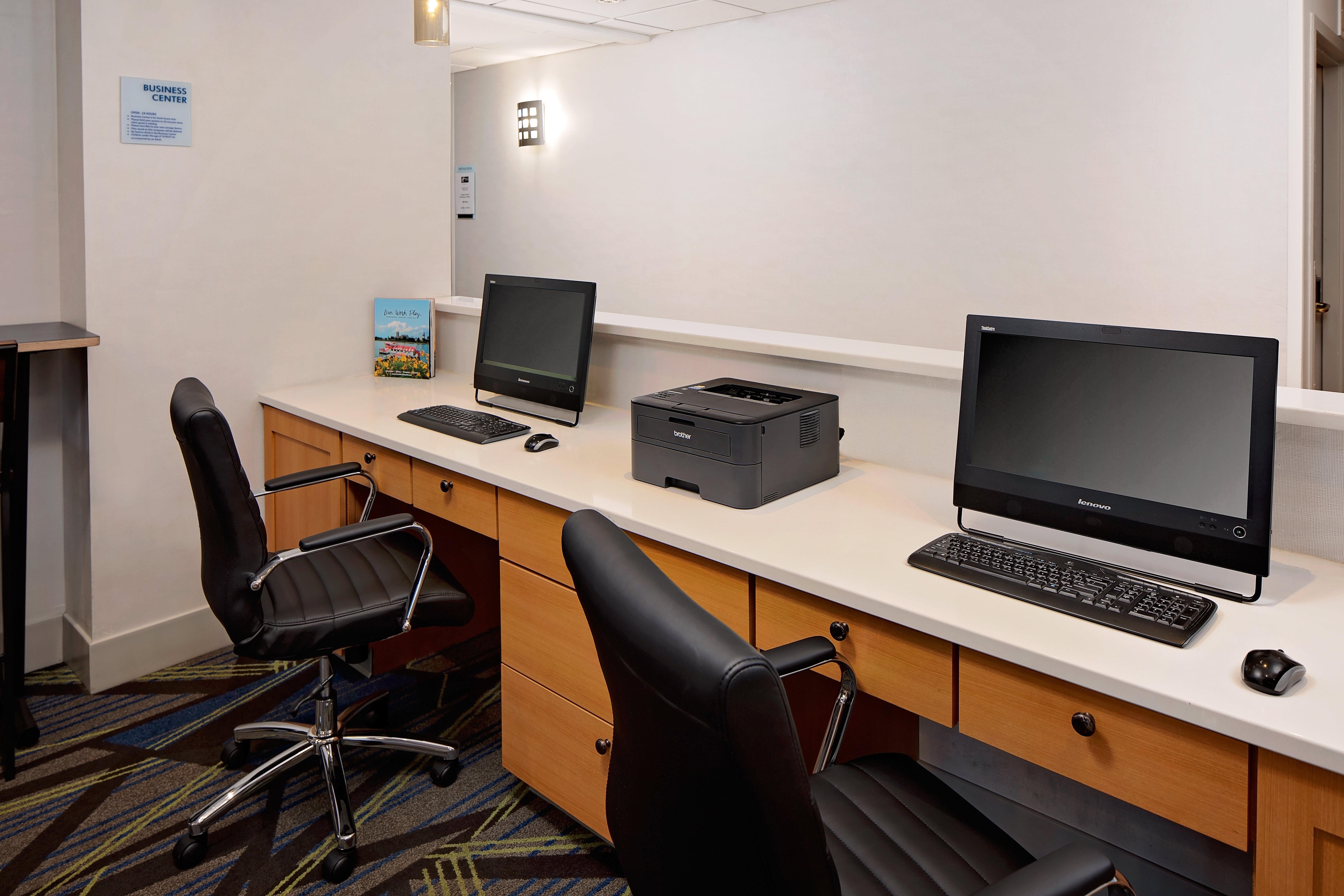 Holiday Inn Express Harrisburg East By Ihg Екстериор снимка