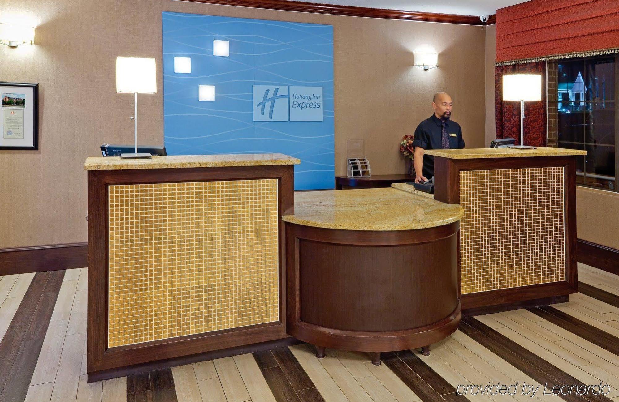 Holiday Inn Express Harrisburg East By Ihg Интериор снимка